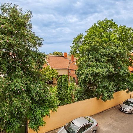 White Lily Apartment Klaipėda Buitenkant foto