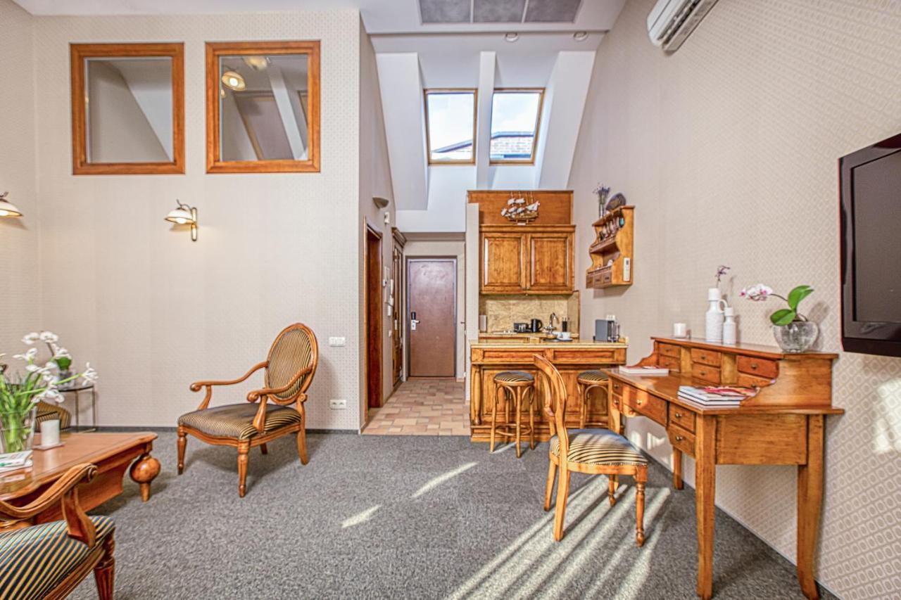 White Lily Apartment Klaipėda Buitenkant foto