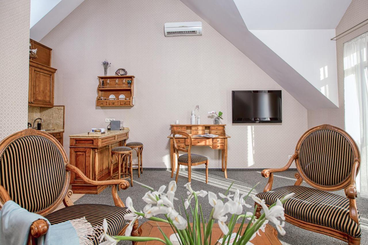 White Lily Apartment Klaipėda Buitenkant foto