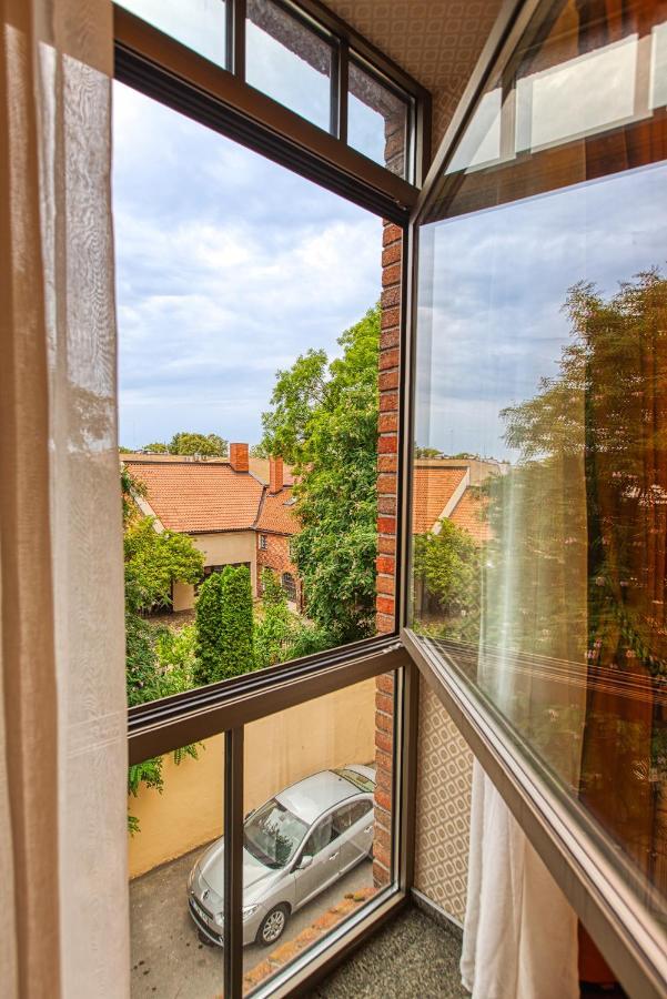 White Lily Apartment Klaipėda Buitenkant foto