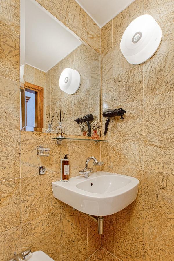 White Lily Apartment Klaipėda Buitenkant foto